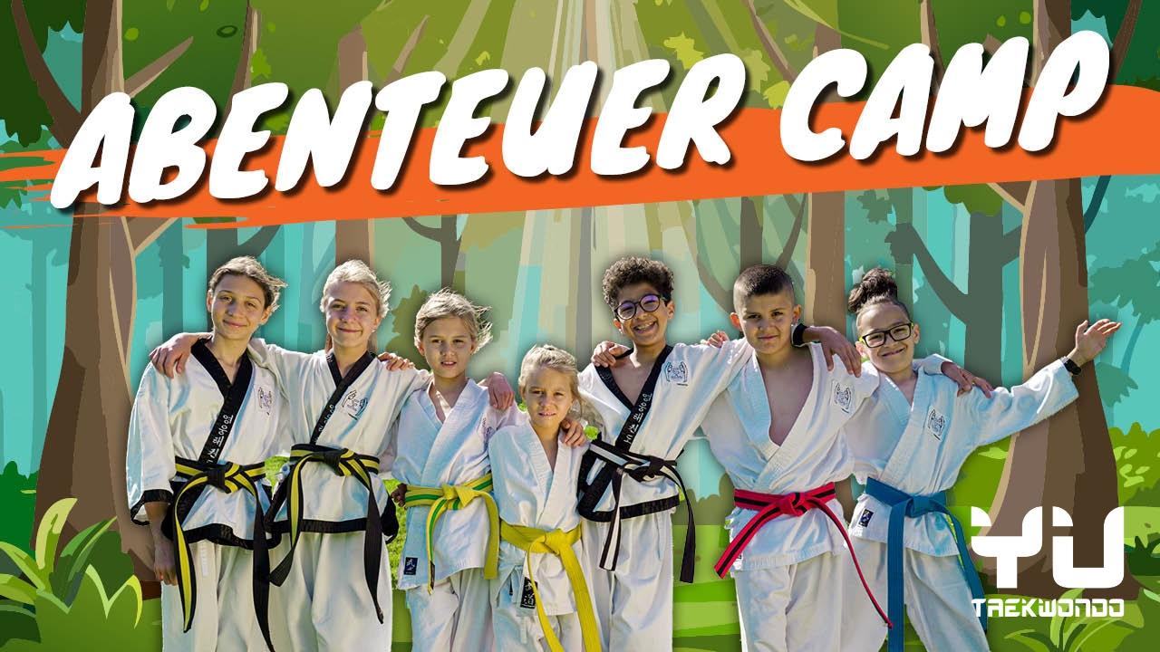 Kinder die spaß in einem Sommer Abenteur Camp haben