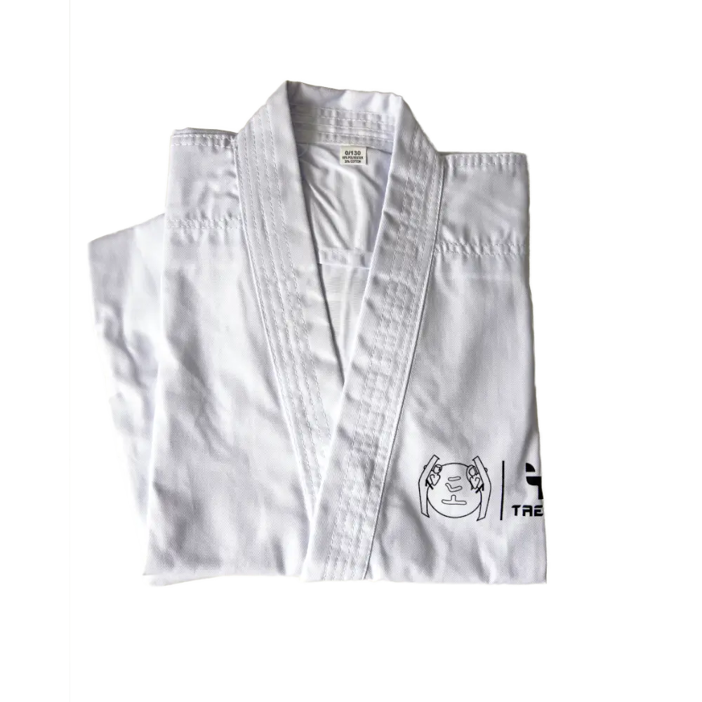 Weißer Taekwondo-Anzug für das erste Training im Rahmen der Startpaket-Aktion.